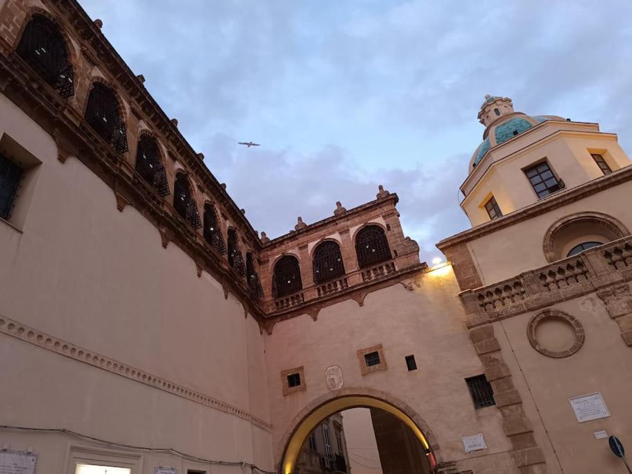 Dimora Nel Cuore Della Kasbah Mazara del Vallo Esterno foto
